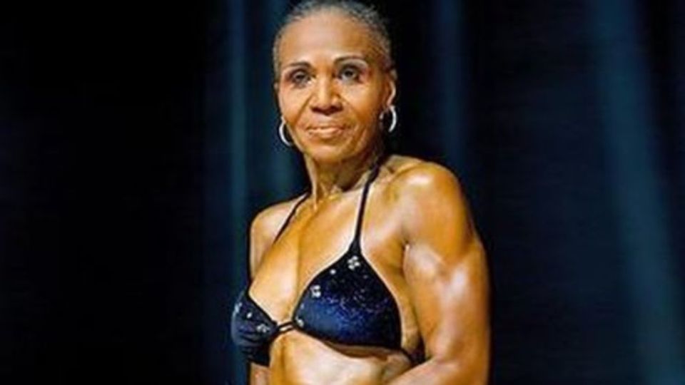 _60790419_5454714866_ernestine_shepherd_1_438pk111110_xlarge